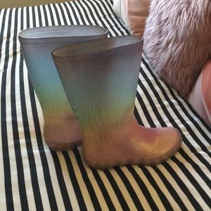Girls rainbow rain boots like new